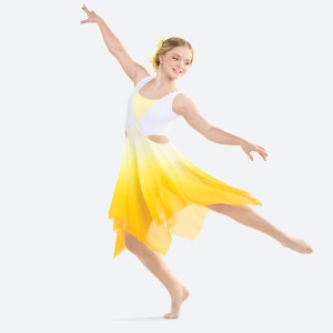 Miss Janet Ballet Adv. Tue. 5:30pm