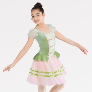 Miss Liz Ballet Int. Thu. 4:30pm